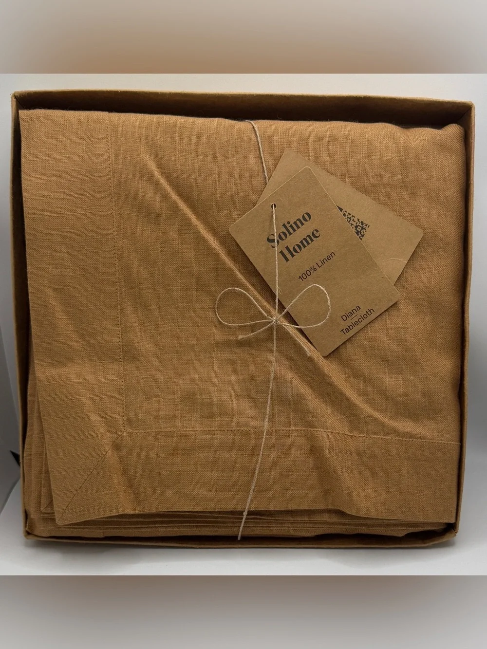 Solino Home Diana Medium Weight Tablecloth Tobacco Brown 60 x 120 in
